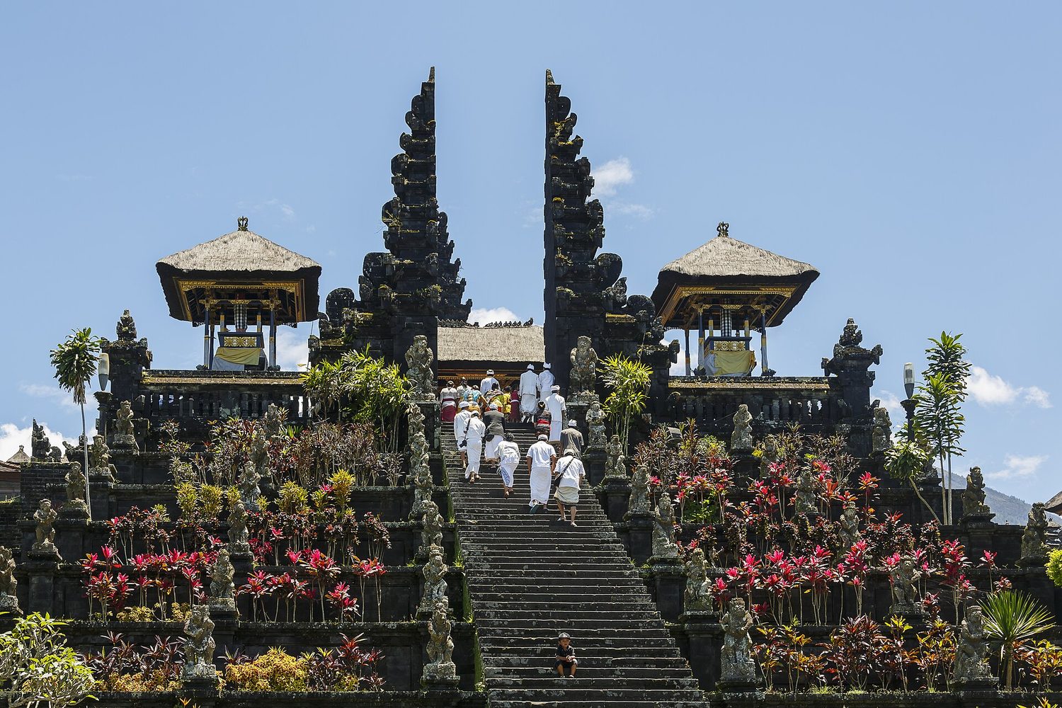 East Bali Heritage: Besakih, Tirta Empul & Sidemen