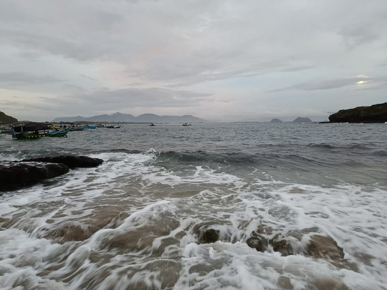 Pantai Selatan: Papuma, Watu Ulo & Klayar 2D1N